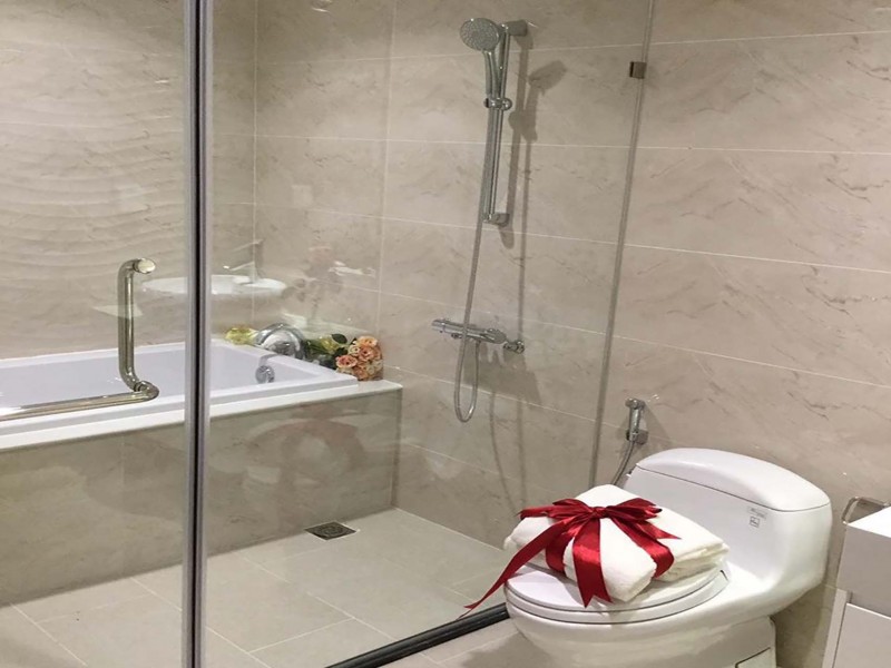 vinhomes central park  c1 0x04   3 phong ngu noi that dep gia tot