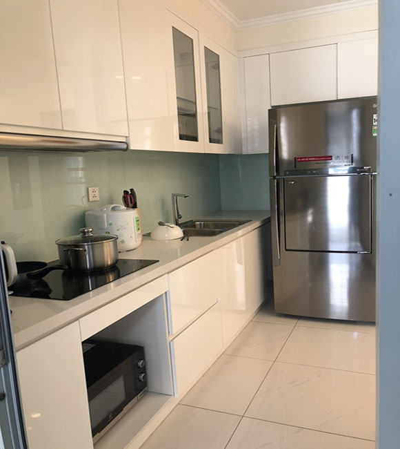 chinh chu cho thue can ho vinhomes central park toa nha landmark plus 2pn