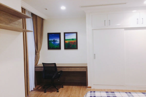 cho thue can ho vinhomes central park thap landmark 1 3 phong ngu 