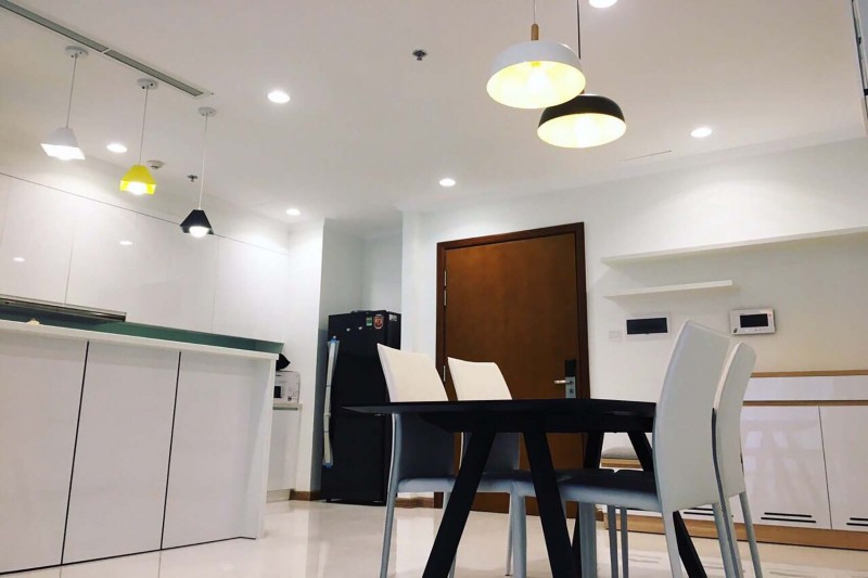 vinhomes central park park 6 a1x 01   2 phong ngu view noi khu  noi that cao cap moi  cho thue gia tot