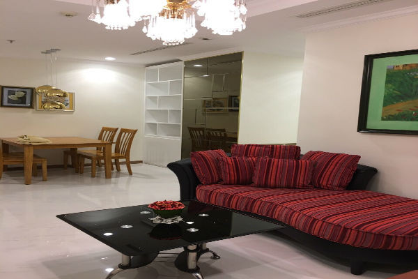 cho thue can ho vinhomes central park thap landmark 1 2 phong ngu 