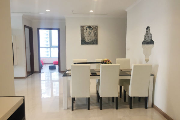 cho thue can ho vinhomes central park thap central 2 4 phong ngu 