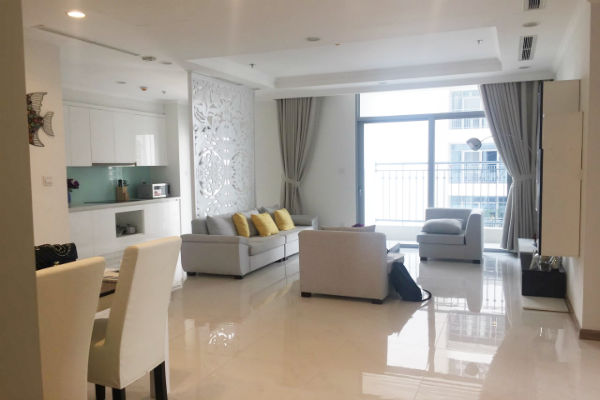 cho thue can ho vinhomes central park thap central 2 4 phong ngu 