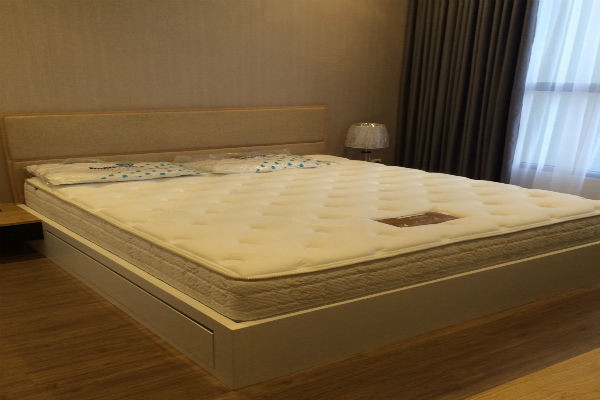 cho thue can ho vinhomes central park thap landmark 2 2 phong ngu 