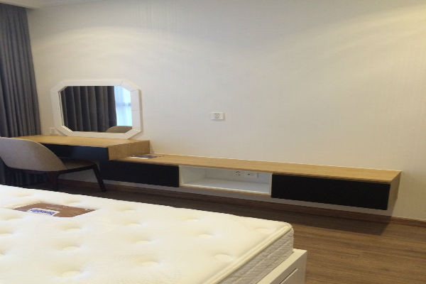 cho thue can ho vinhomes central park thap landmark 2 2 phong ngu 