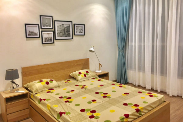 cho thue can ho vinhomes central park thap landmark 3 2 phong ngu 