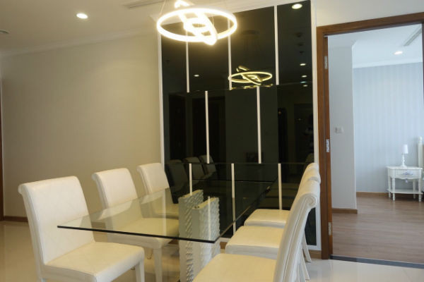 cho thue can ho vinhomes central park thap landmark 2 3 phong ngu 