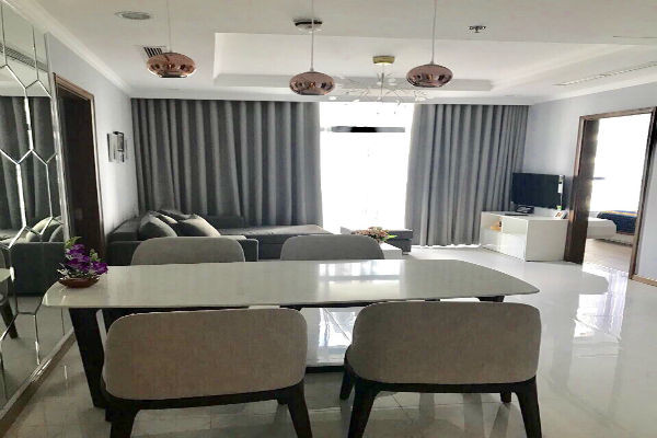 cho thue can ho vinhomes central park thap landmark 3 3 phong ngu 