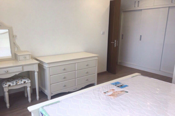 cho thue can ho vinhomes central park thap landmark 3 3 phong ngu 