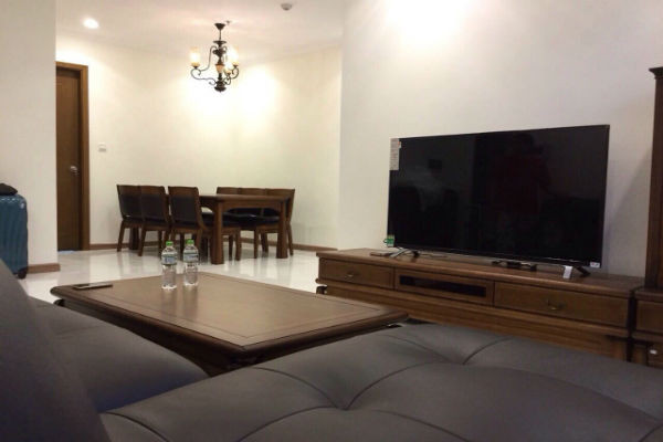 cho thue can ho vinhomes central park thap landmark 3 3 phong ngu 