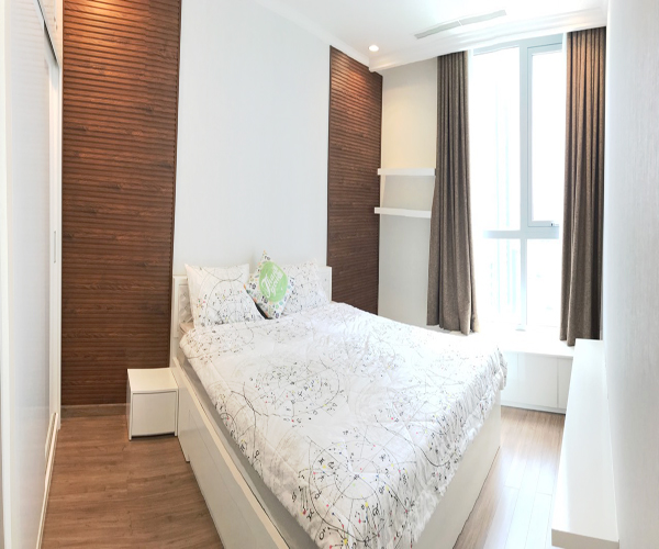 cho thue can ho vinhomes central park thap central 2  4 phong ngu 