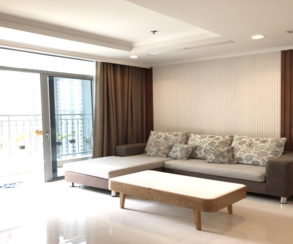 cho thue can ho vinhomes central park thap central 2  4 phong ngu 